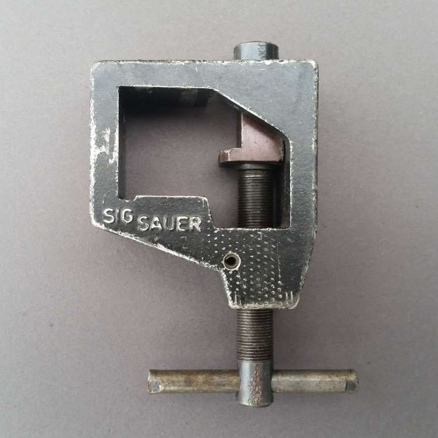 SigSauer  P225/P6  Sight Adjuster