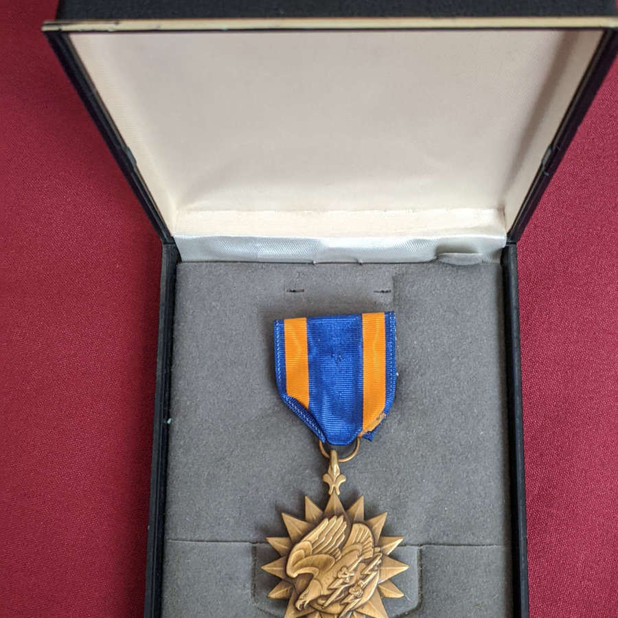 Boxed US Air medal
