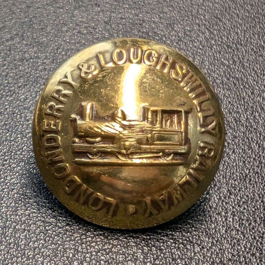 Early 20th Century Brass Service Button "Londonderry & Loughswilly Railway"