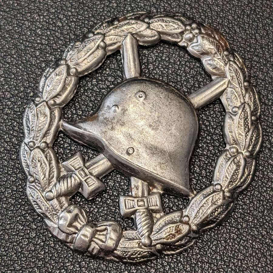 WWI Imperial Wound Badge Cut Out
