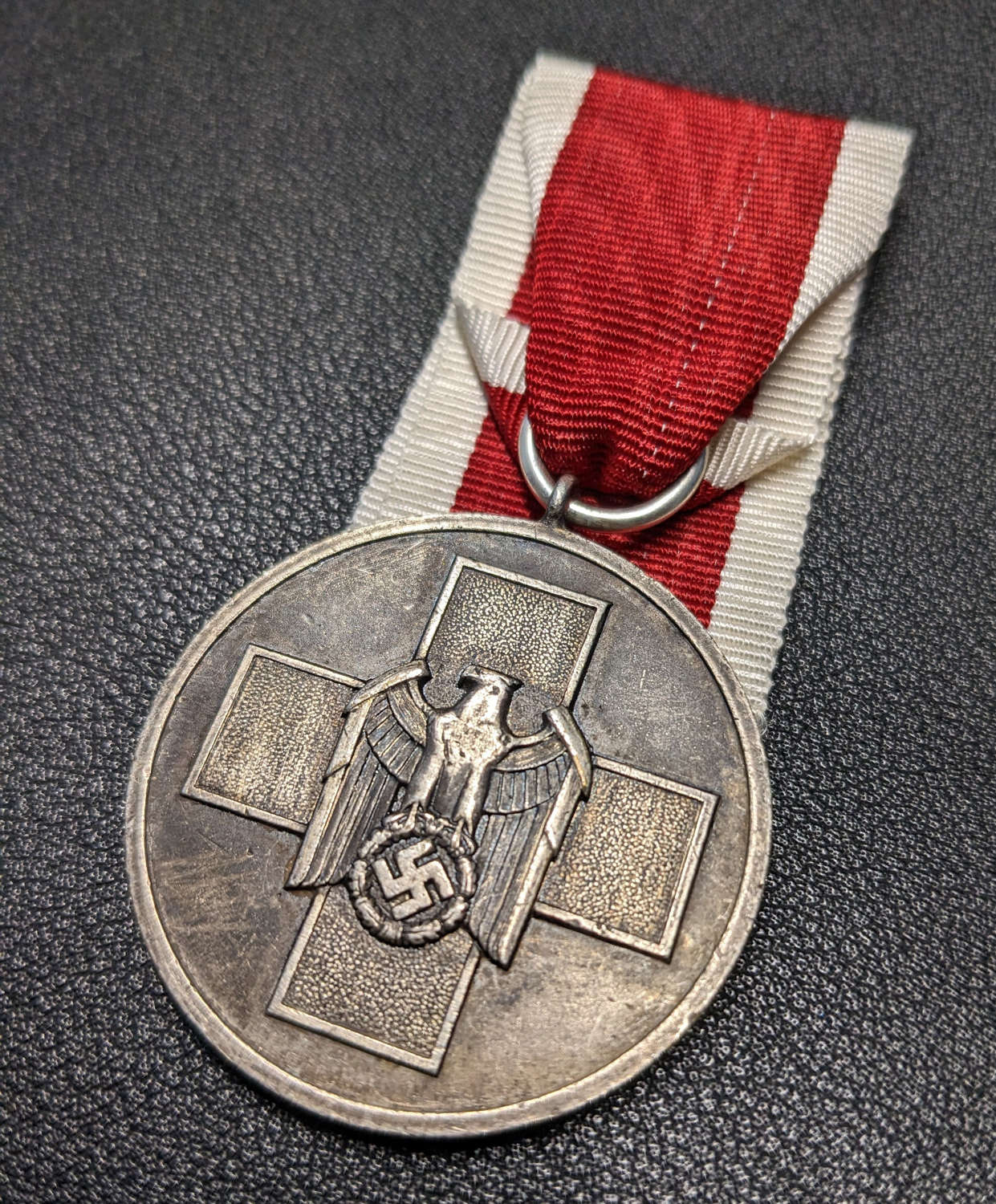 Red Cross & Social Welfare Medal
