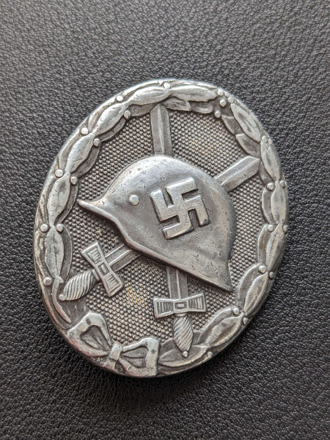Early Silver Grade Wound Badge Marked 30