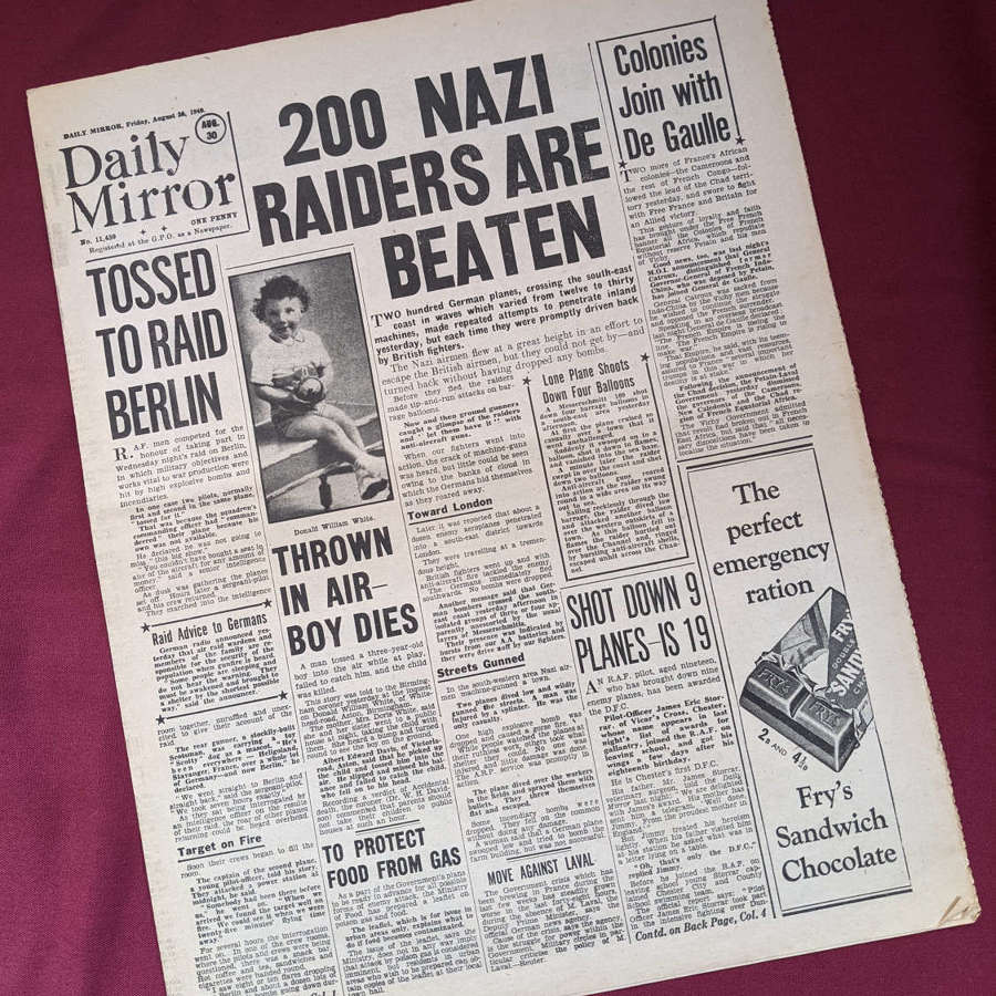 Daily Mirror 30th August 1940 "Battle of Britain"