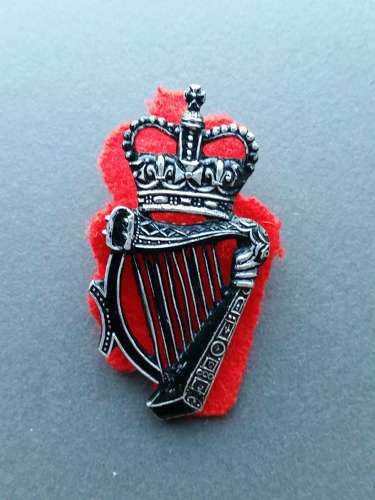 Royal Ulster Constabulary Visor Cap Badge