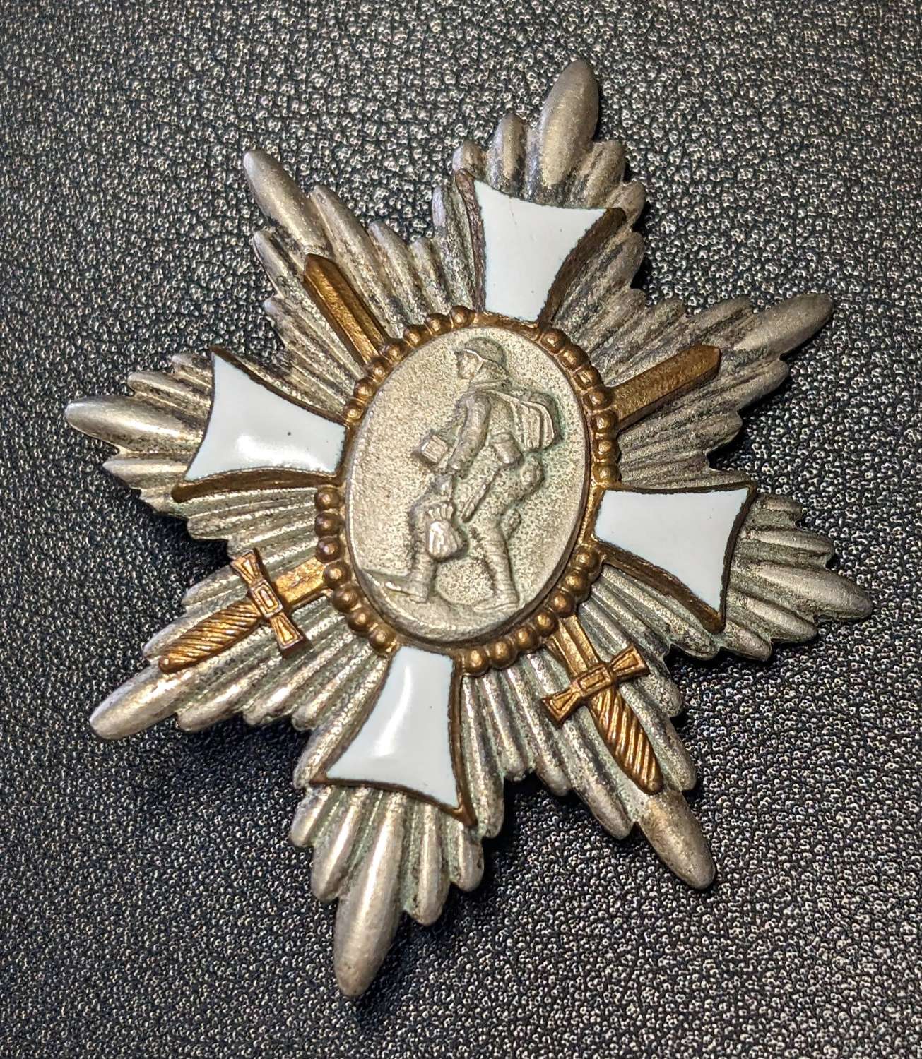 German WWI Veterans Field Honour Badge