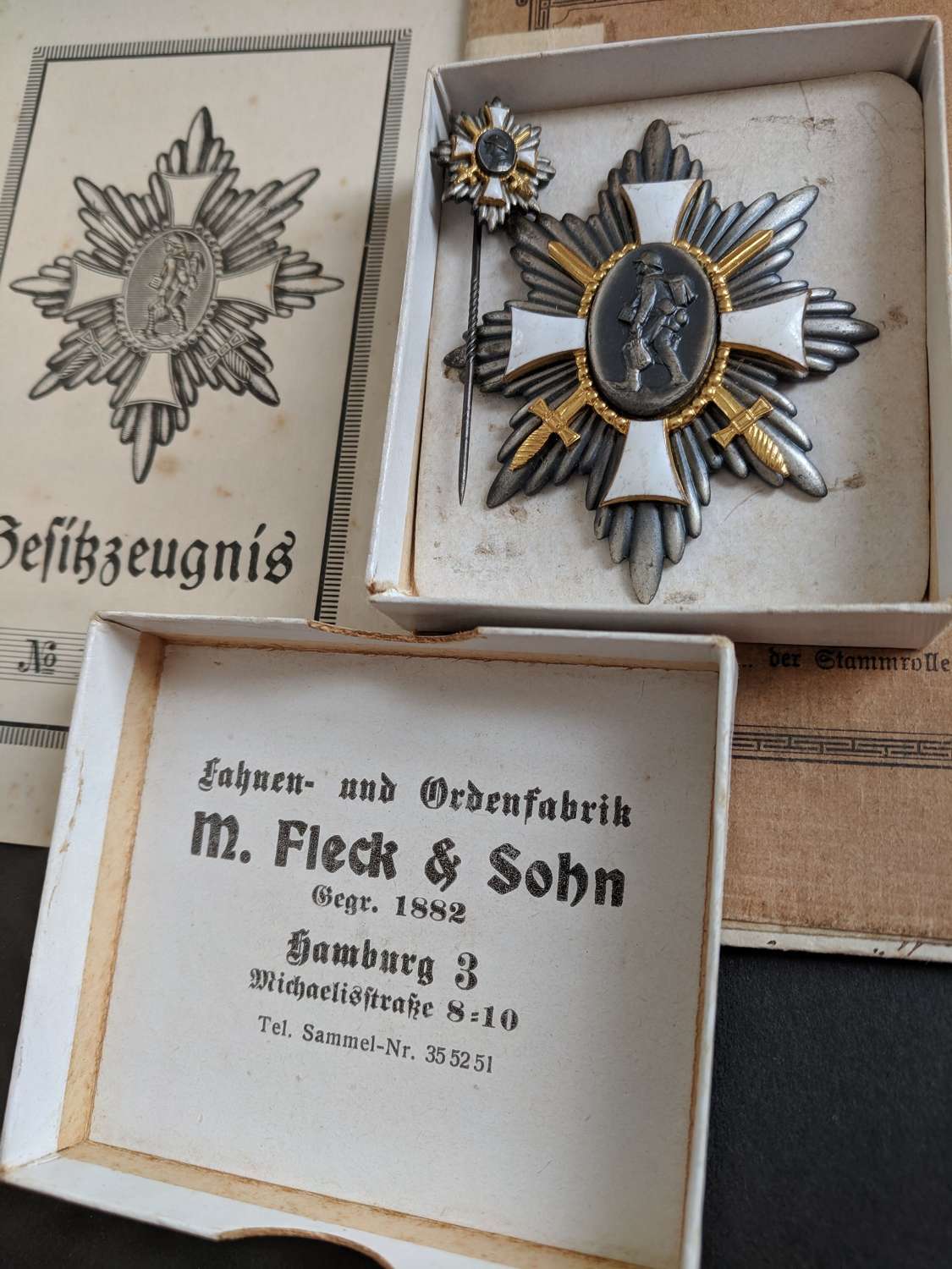 Boxed mint German WWI Veterans Field Honour Badge Set