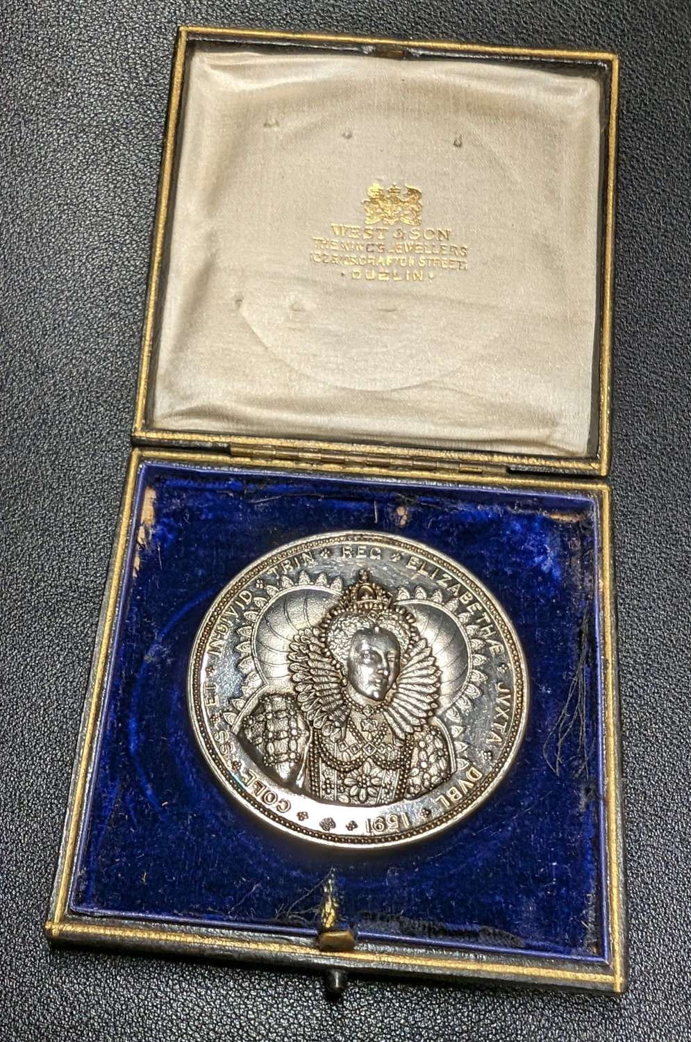 Trinity College Dublin cased silver medal