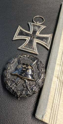 WWI/WWII German ID & Medal Grouping