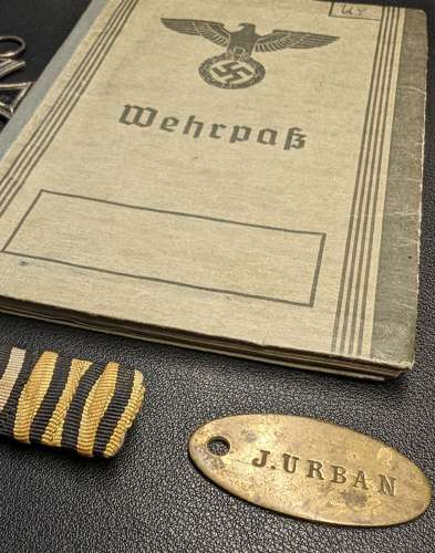 WWI/WWII German ID & Medal Grouping