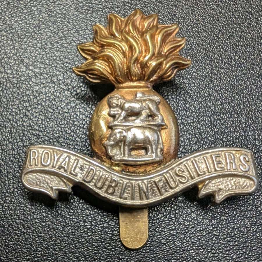 WWI Royal Dublin Fusiliers Cap Badge