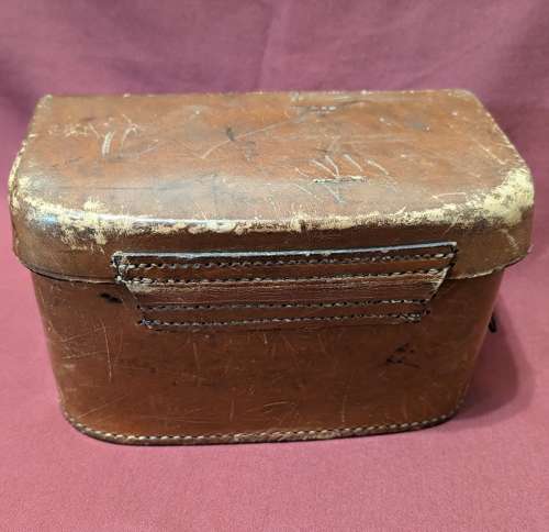 Luftschutz Medical Leather Case