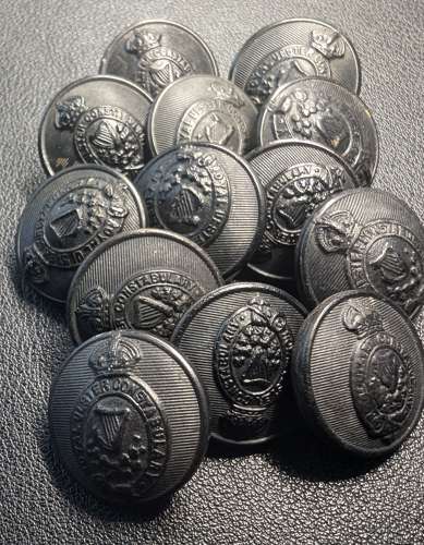 21mm RUC Kings Crown Black Tunic Button