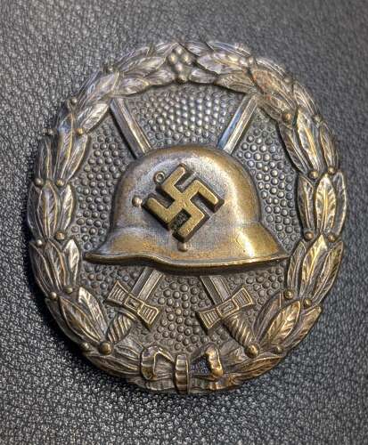 Early 1st Pattern Condor Legion Wound Badge in Silver