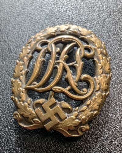 Early Bronze DRL Sports Badge