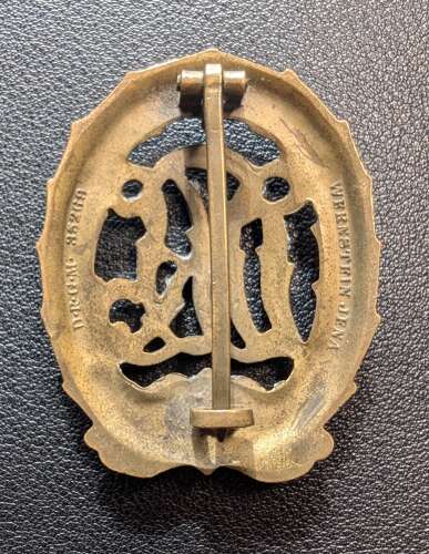 Early Bronze DRL Sports Badge