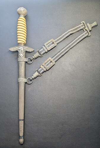Luftwaffe 2nd Pattern Dagger With Straps By Holler