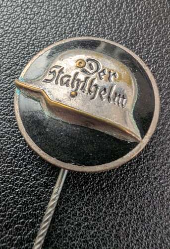 Der Stahlhelm Honour Pin